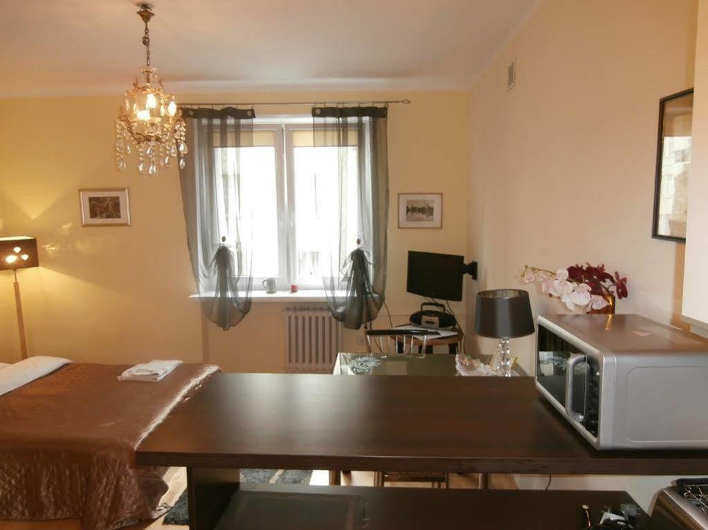 Klimatyczna Kawalerka W Centrum Warszawy Apartment *